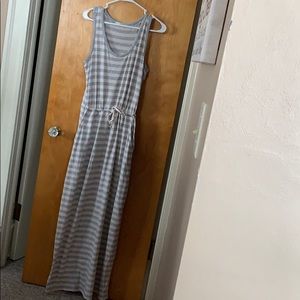 Tie waist maxi dress